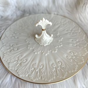LENOX HAND DECORATED WITH 24K GOLD TRAY